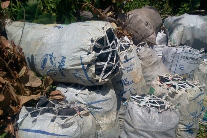 Fiscalização em área desmatada entre os bairros da Serraria e do Benedito Bentes