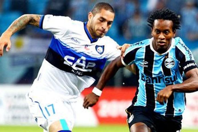 Em noite de estreias, Grêmio é surpreendido e perde 1ª na Arena