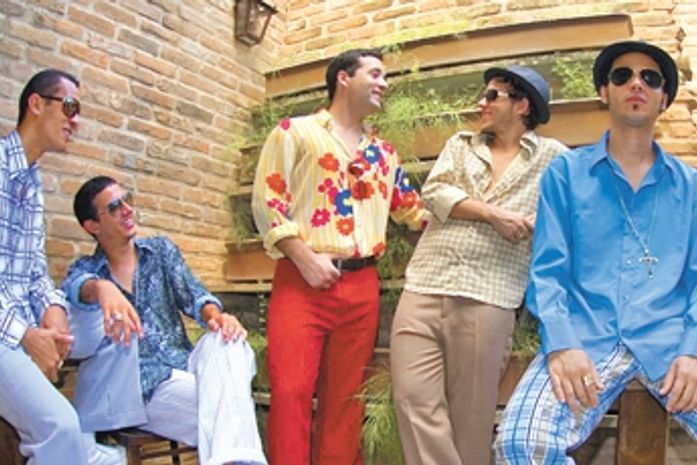 Los Borrachos se apresentam hoje no Maikai