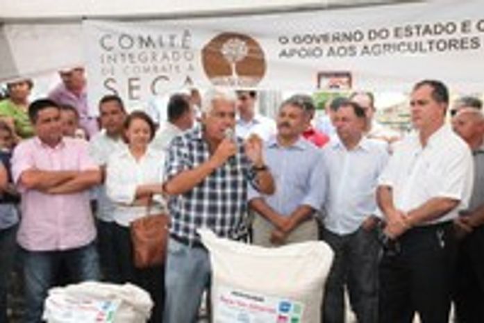 Nonô entregando 180 toneladas de farelo para alimentação animal