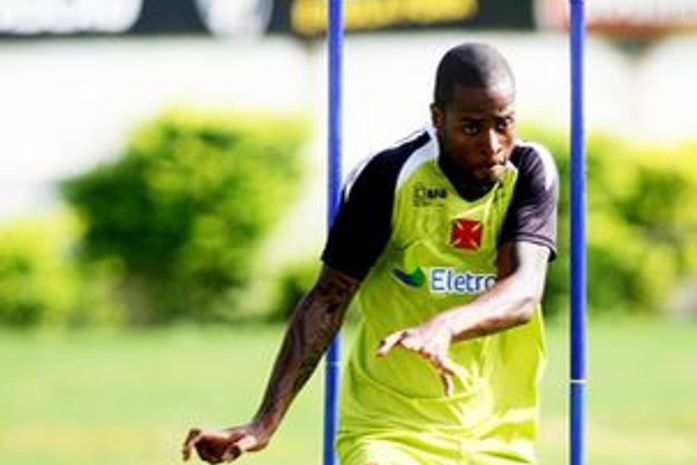 Após recusa do Vasco, Timão e DIS voltarão com 'operação Dedé' em julho