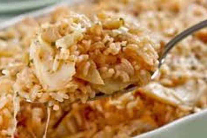 Uma delícia:Arroz de bacalhau vai ao forno e fica uma delicia