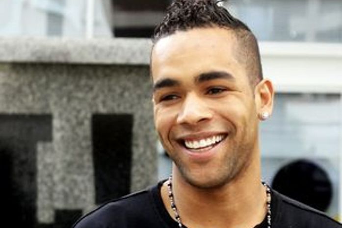 Juventus desiste de Nani e avança por Alex Teixeira