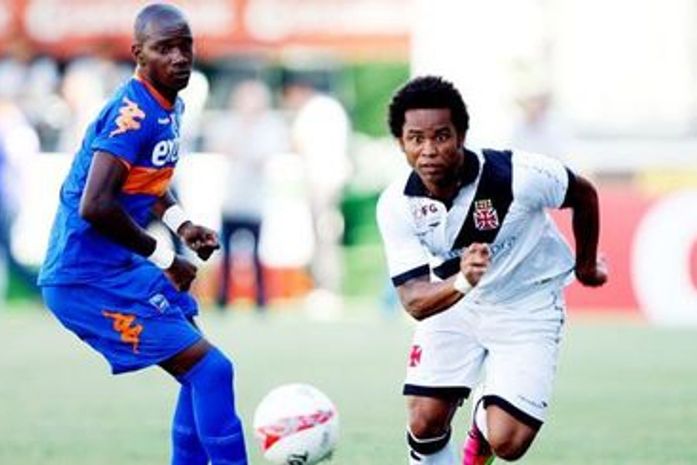 Sob comando de Carlos Alberto, Vasco vence Audax e é vice-líder