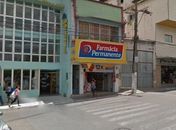 Homem armado assalta farmácia no centro de Arapiraca