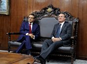 Na presidência do Senado, Henrique Alves e Renan discutem votação do Orçamento