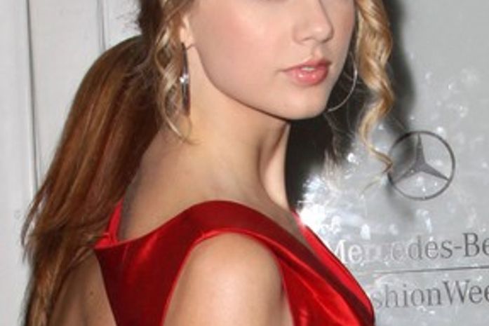 Taylor Swift é processada após cancelamento de show, diz site