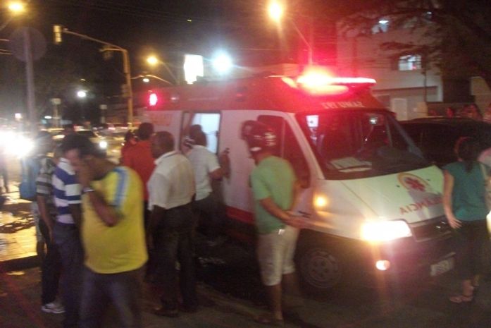 Taxista foi socorrido por equipe do Samu