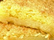 Bolo de Fubá Cremoso: além do fubá, a receita leva queijo parmesão