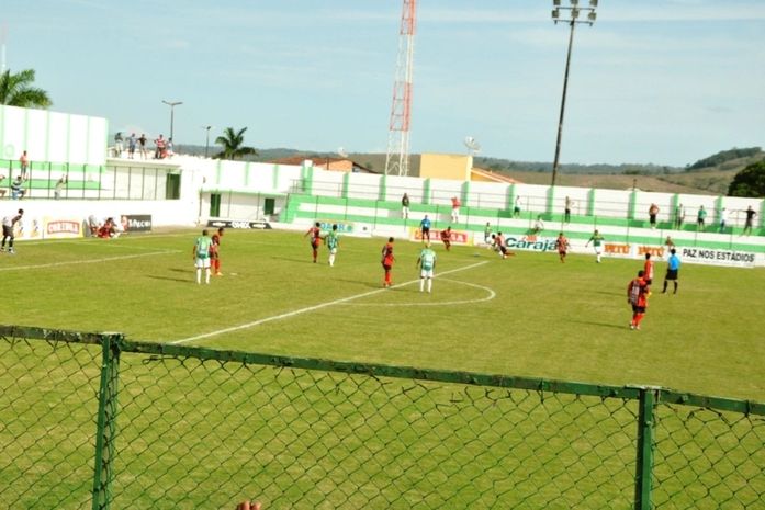 Murici venceu de virada e mantém liderança do campeonato