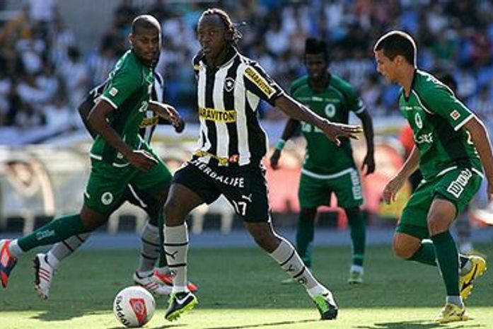 Com atuação desastrosa de sua defesa, Botafogo empata com o Boavista