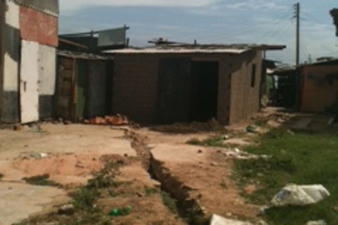 Sem fiscalização, moradores voltam a construir na favela do Jaraguá