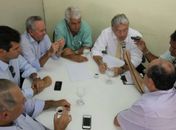 Governador durante entrevista às rádios