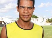 Titular no CEO, meia Palhinha acerta com o Treze-PB