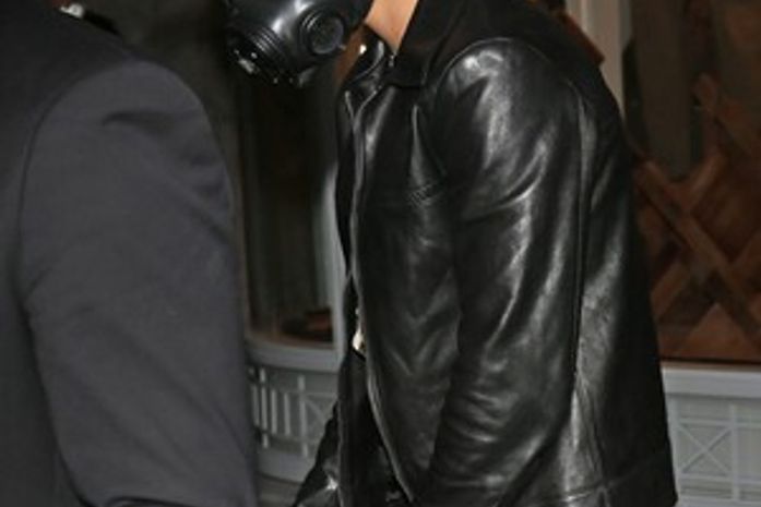 Na Inglaterra, Justin Bieber gasta R$ 6 mil em uma loja