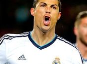 CR7 comemorando gol contra o barça.