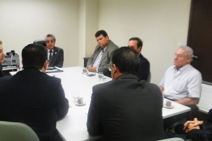 Representantes dos notários e registradores estiveram na CGJ