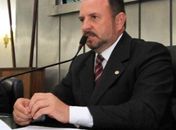 Albuquerque cobra mais determinação do governo no combate aos problemas do Estado