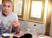 Após denúncia de contrabando, Sheik se defende: 'Não sou bandido!’