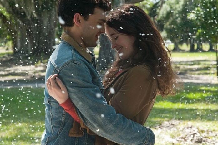 'Dezesseis luas' estreia no Brasil e sacia órfãos de 'Crepúsculo'