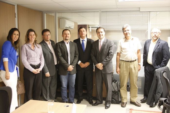 Deputado Renan Filho, prefeito Cristiano Matheus e técnicos do Iphan