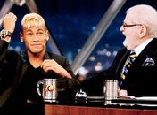 Neymar diz que 'pipoca' para se livrar de entradas violentas