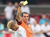 Leifert brinca e pede para Bruna 'devolver' Neymar