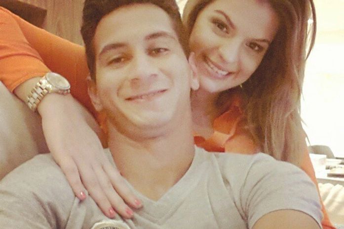 Ganso posta foto com a noiva: 'Eu e o meu amor'