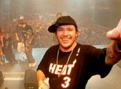 Vocalista do Charlie Brown Jr é achado morto em SP