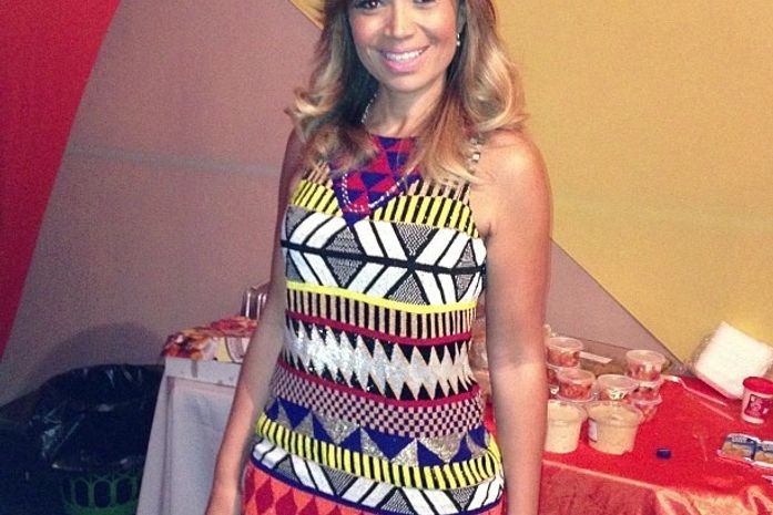Solange Almeida usa vestido igual ao de Claudia Leitte no ‘The Voice Brasil'