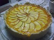 Torta sem glúten leva leite condensado e maça; confira a receita