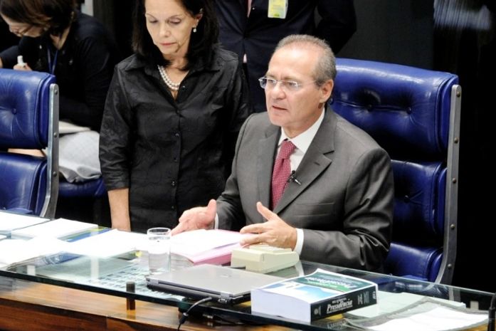 Na solenidade desta quarta, Renan anuncia que PEC será votada até o fim de março