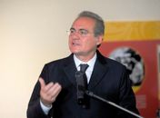 Presidente do Senado, Renan discursa na abertura da solenidade