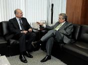 Renan e Garibaldi Alves inauguram APS em Ouro Branco