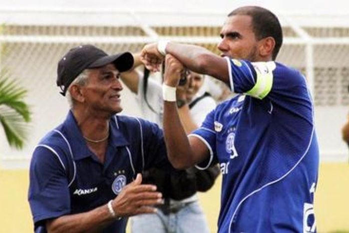 Diretoria do Itabaiana tenta acerto com atacante Cristiano Alagoano