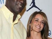 Aos 50 anos, Michael Jordan anuncia casamento com modelo 17 anos mais jovem
