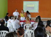 Mulheres recebem orientação sobre prevenção contra o câncer