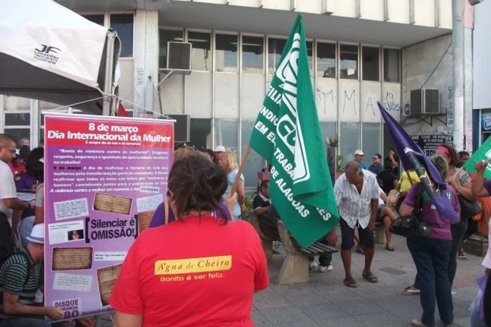 Ato público em alusão ao Dia Internacional da Mulher
