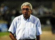 Com salários atrasados, Givanildo pede demissão no ABC