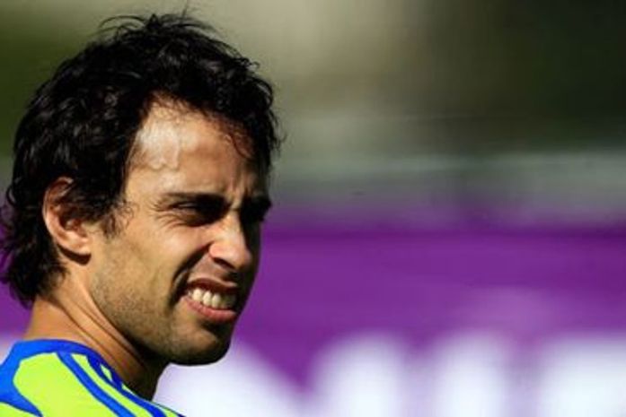 Traumatizado com agressões, Valdivia descarta guarda-costas