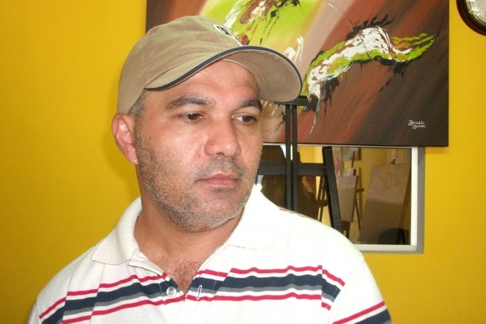 "Eu estou investindo e até agora não fui ressarcido", disse Jânison Andrade, proprietário de ateliê