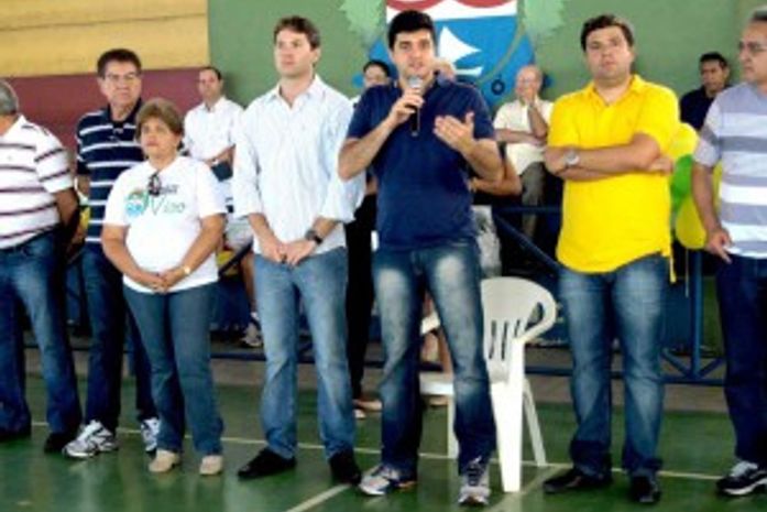 Prefeito Rui Palmeira lança projeto Viva Vôlei em Maceió
