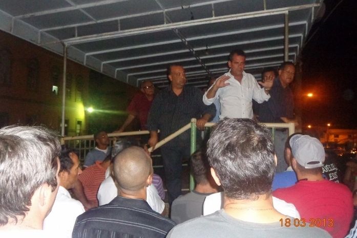 Sem realinhamento, militares prometem acampar em frente à casa do governador