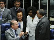 Em sessão presidida por Renan, Senado aprova PEC que amplia direitos das domésticas