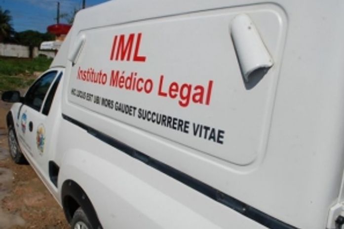 Mulher encontra corpo do irmão em estado de putrefação