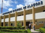 Governo do Estado não publica acordo e greve na Uneal continua