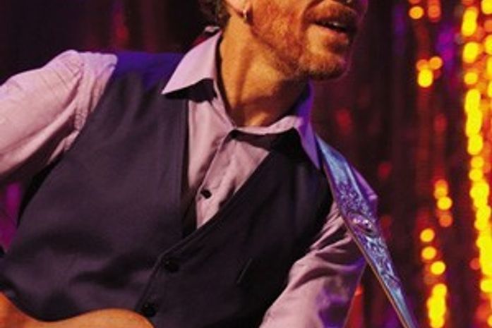 Nando Reis passa mal e deixa show em Porto Alegre
