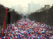 Paris volta a ser palco de manifestações contra o casamento gay