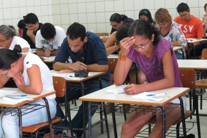 Educação convoca novos monitores para atuar nas escolas estaduais