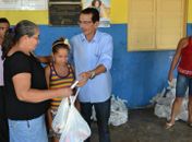 Famílias carentes de Lagoa da Canoa garantem o pescado na Semana Santa